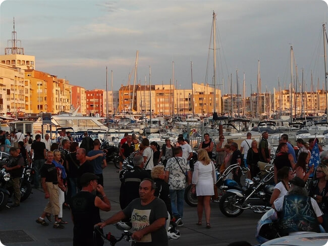 sur le port du cap d'agde